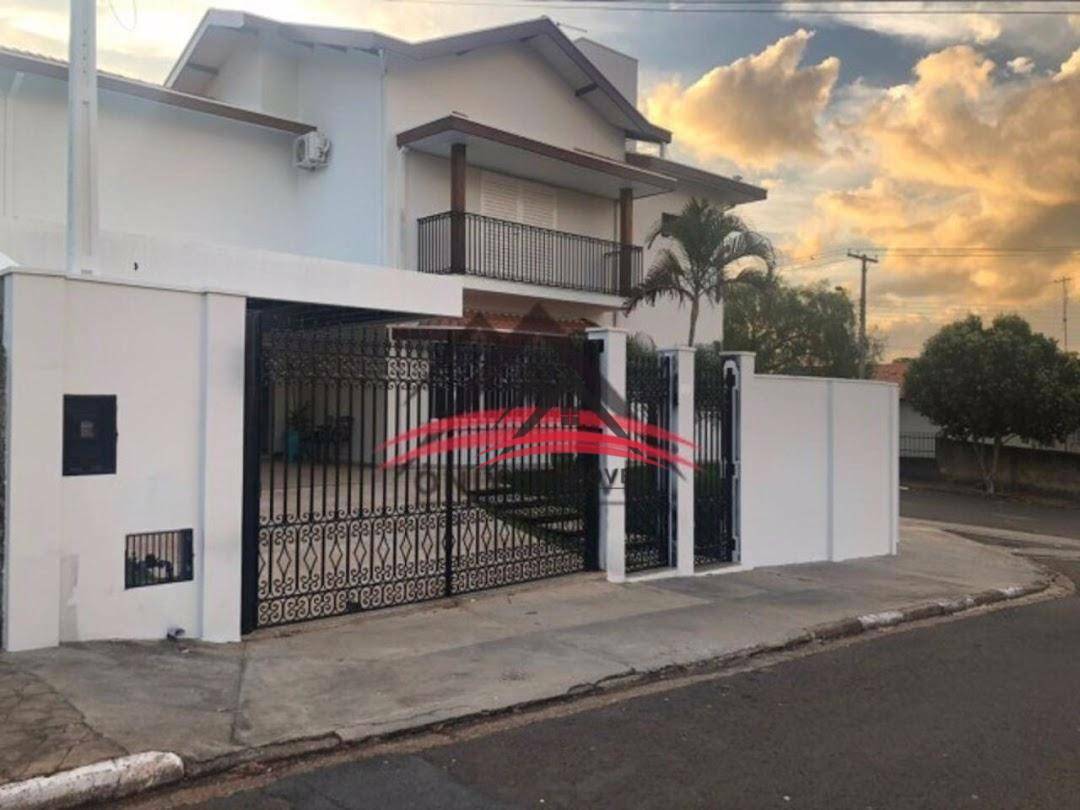 Casa à venda com 4 quartos, 300m² - Foto 26