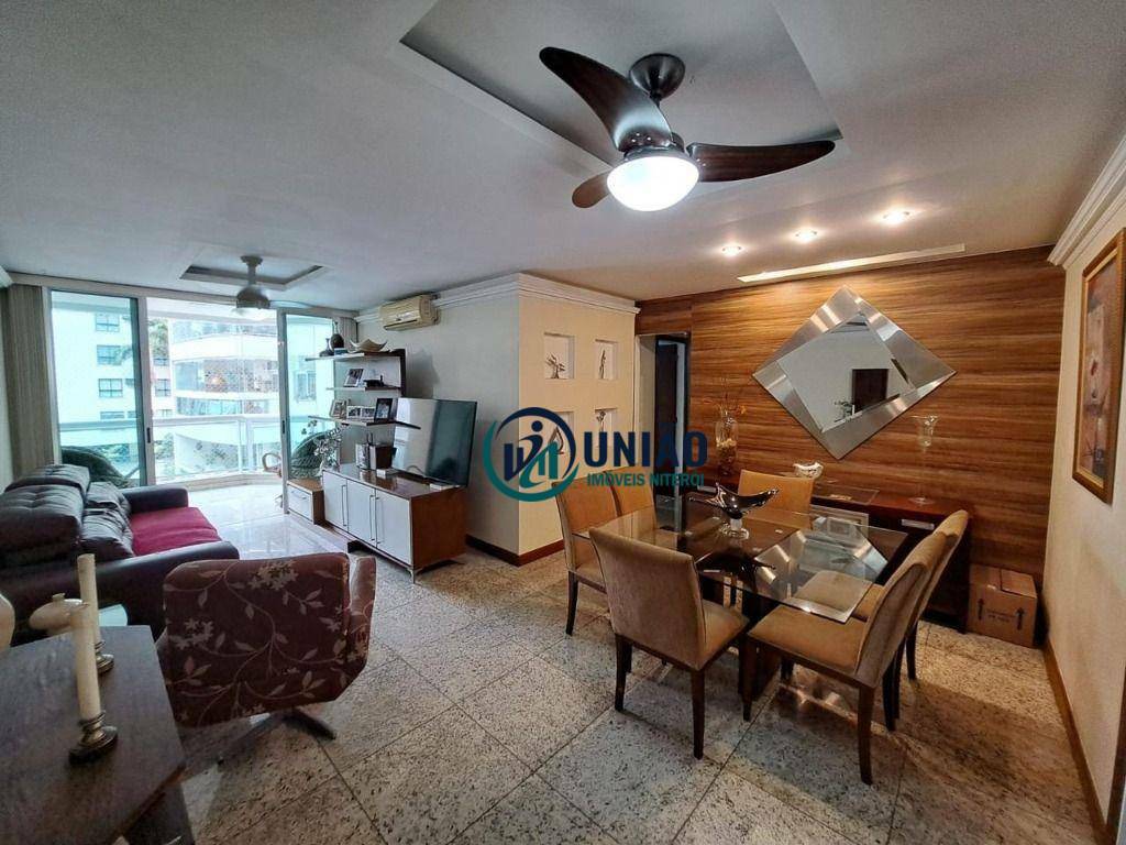 Apartamento à venda com 3 quartos, 120m² - Foto 2