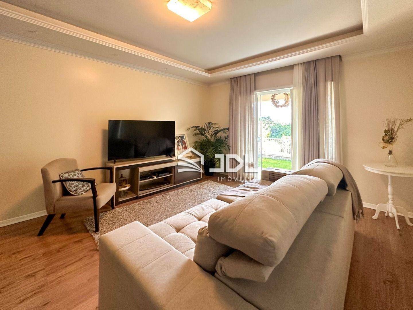 Casa à venda com 3 quartos, 430M2 - Foto 4