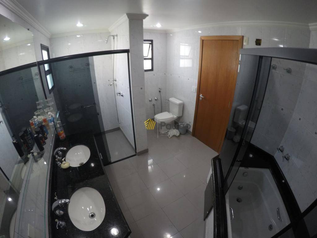 Apartamento à venda com 4 quartos, 215m² - Foto 26