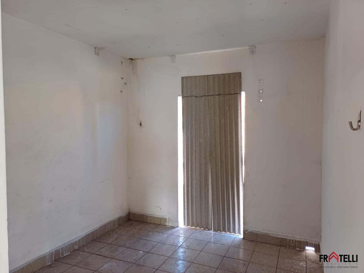 Casa à venda com 2 quartos, 200m² - Foto 12