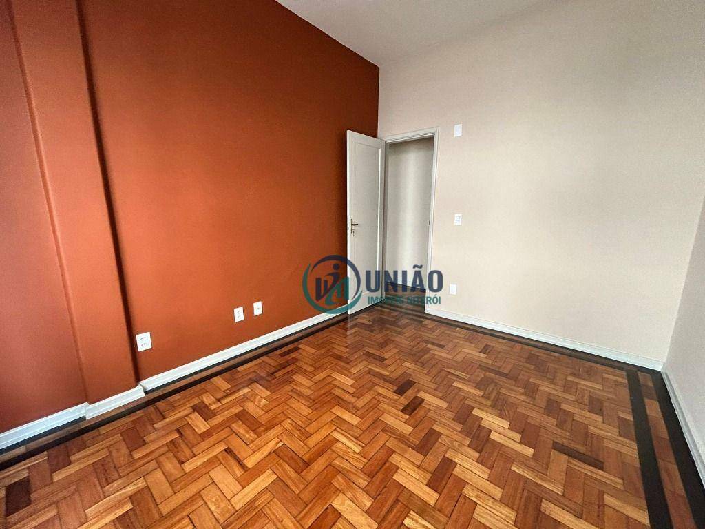 Apartamento à venda com 2 quartos, 80m² - Foto 5