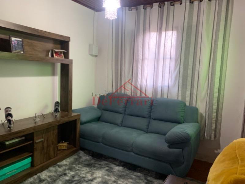Casa à venda com 2 quartos, 300m² - Foto 5