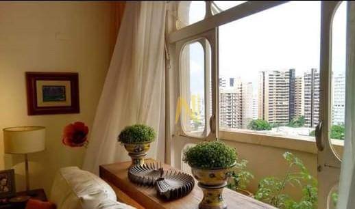 Apartamento à venda com 3 quartos, 149m² - Foto 9