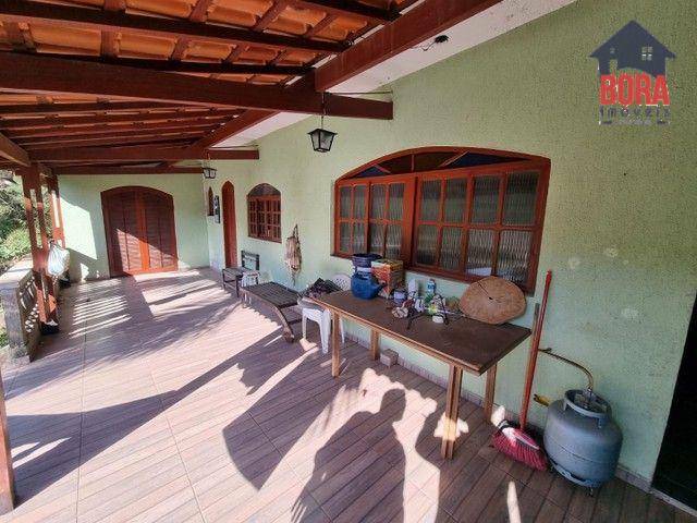 Casa à venda com 2 quartos, 125m² - Foto 2