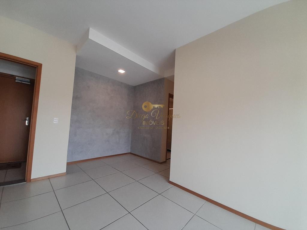 Apartamento à venda com 2 quartos, 67m² - Foto 3