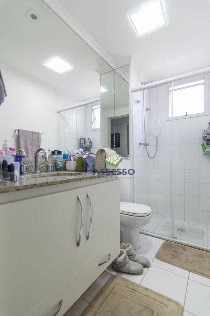 Apartamento para alugar com 3 quartos, 116m² - Foto 27