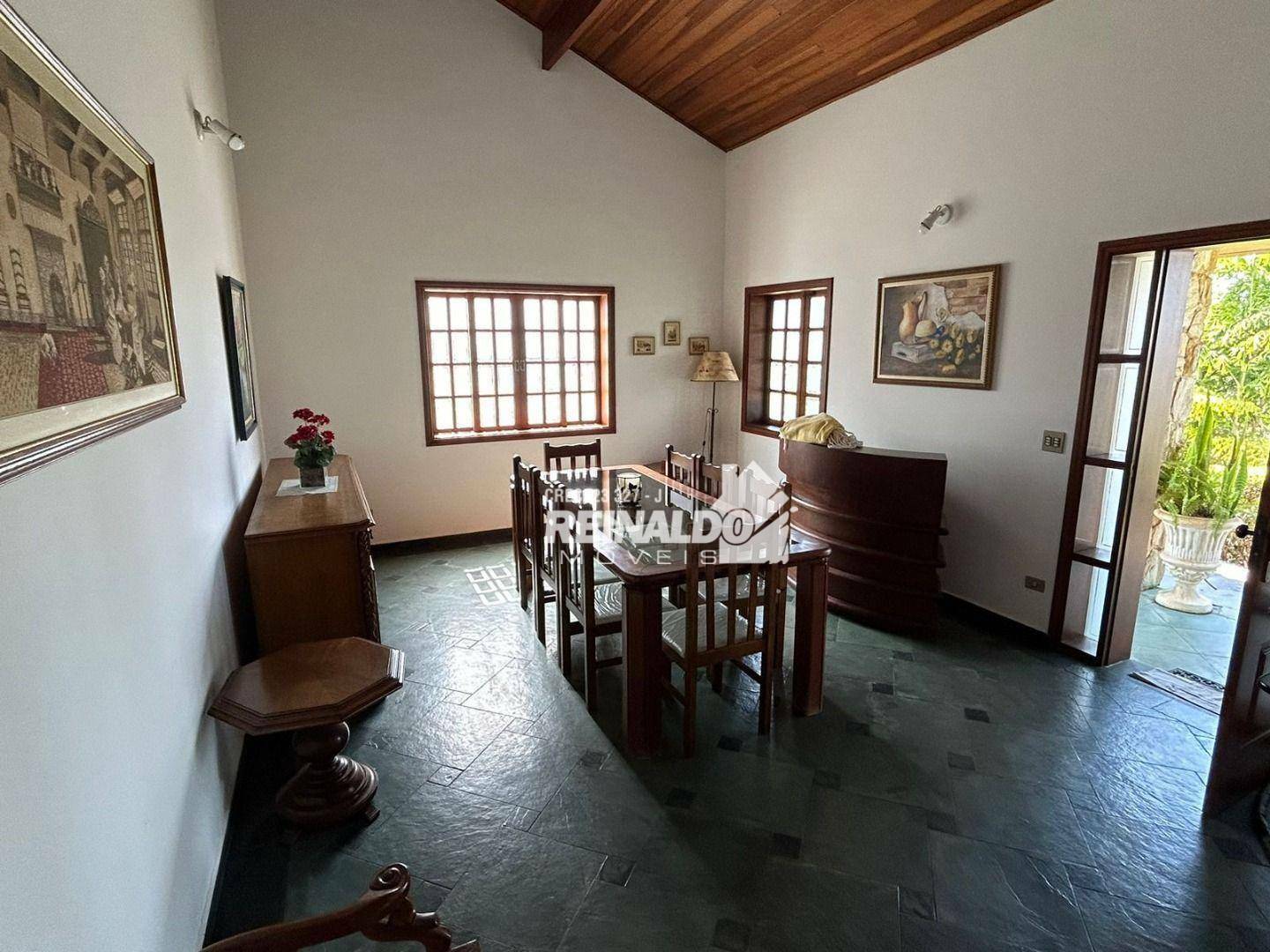 Casa de Condomínio à venda e aluguel com 4 quartos, 303m² - Foto 5