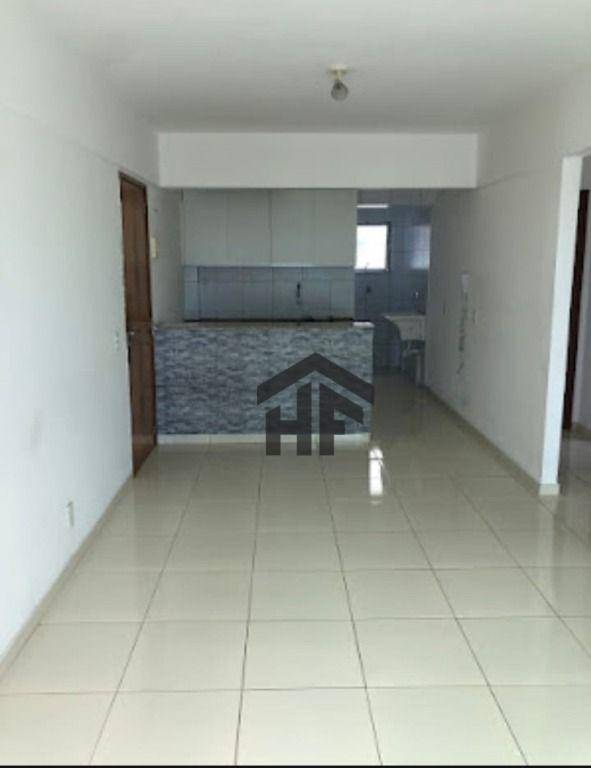 Apartamento à venda com 2 quartos, 60m² - Foto 3