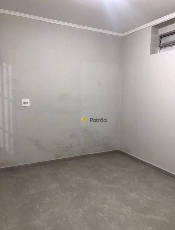 Casa à venda com 6 quartos, 260m² - Foto 19