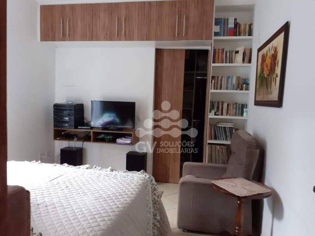 Casa à venda com 2 quartos, 109m² - Foto 9