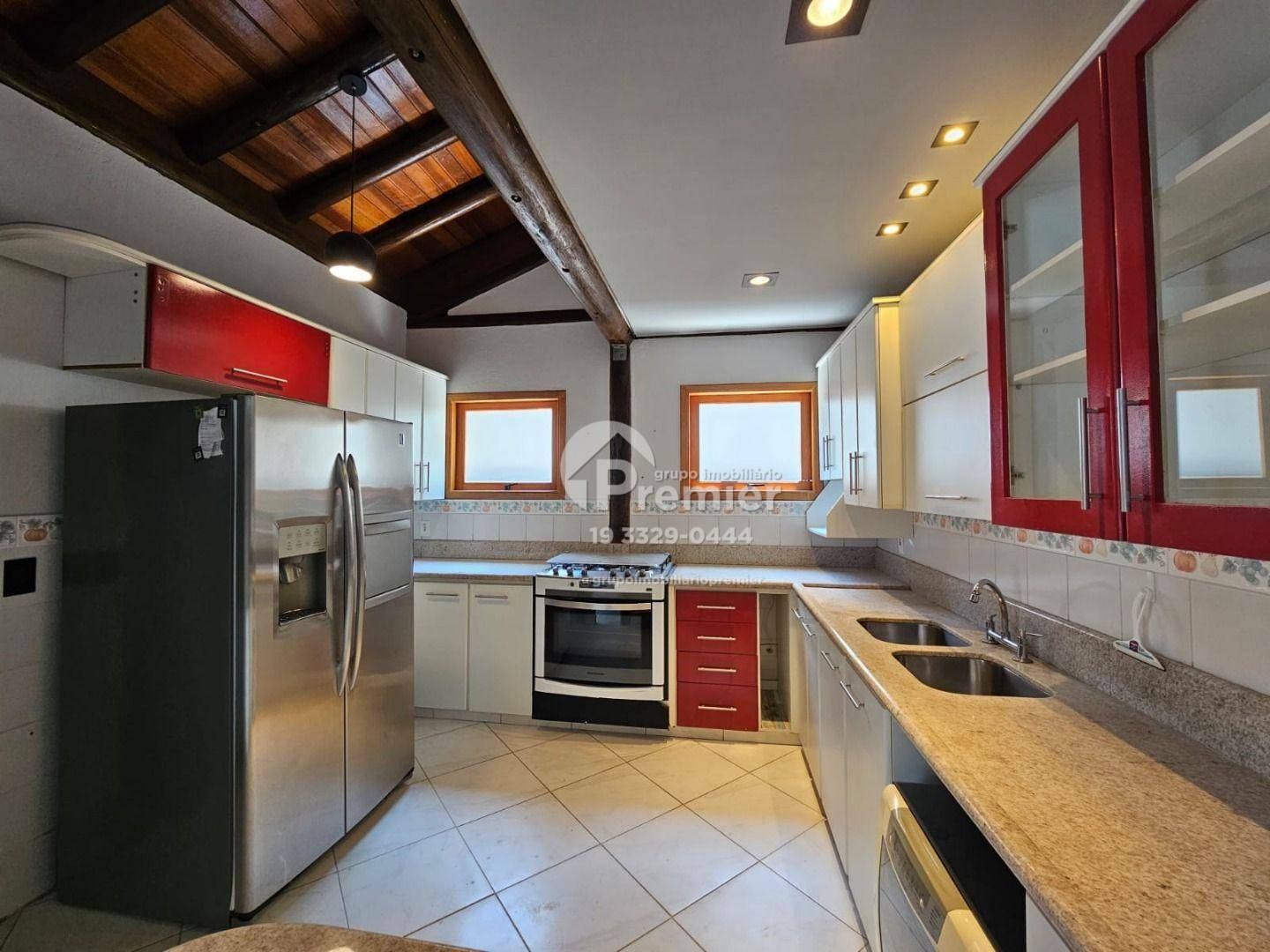Casa de Condomínio para alugar com 3 quartos, 272m² - Foto 19