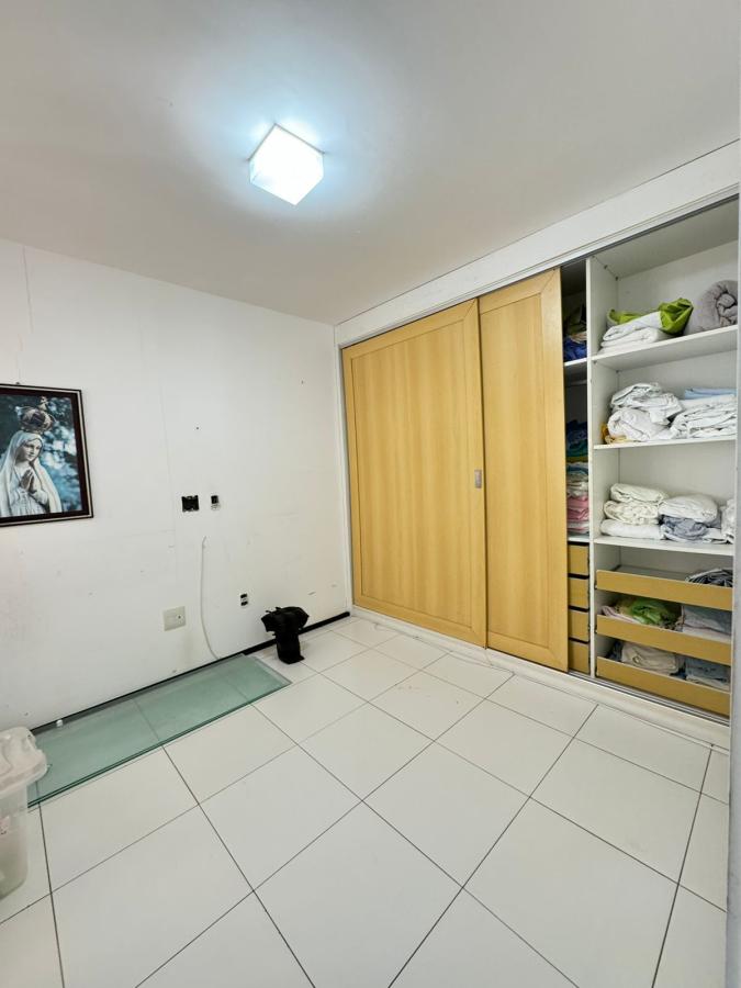 Apartamento à venda com 3 quartos, 77m² - Foto 3