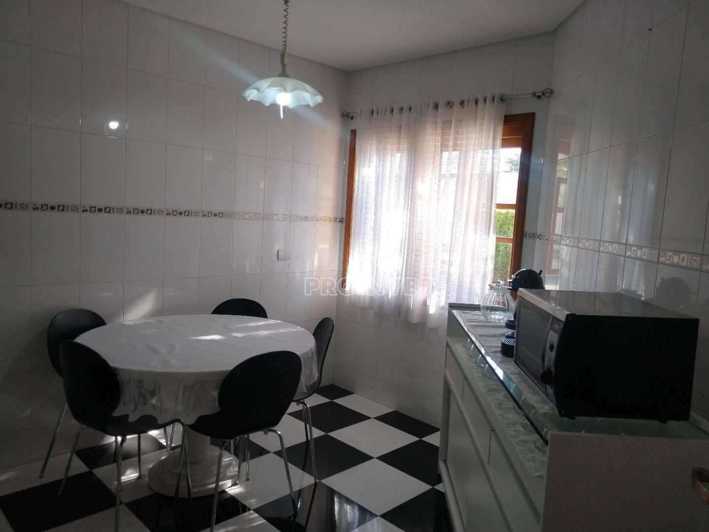 Casa à venda e aluguel com 4 quartos, 450m² - Foto 8