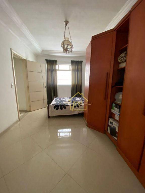 Sobrado à venda com 4 quartos, 200m² - Foto 17