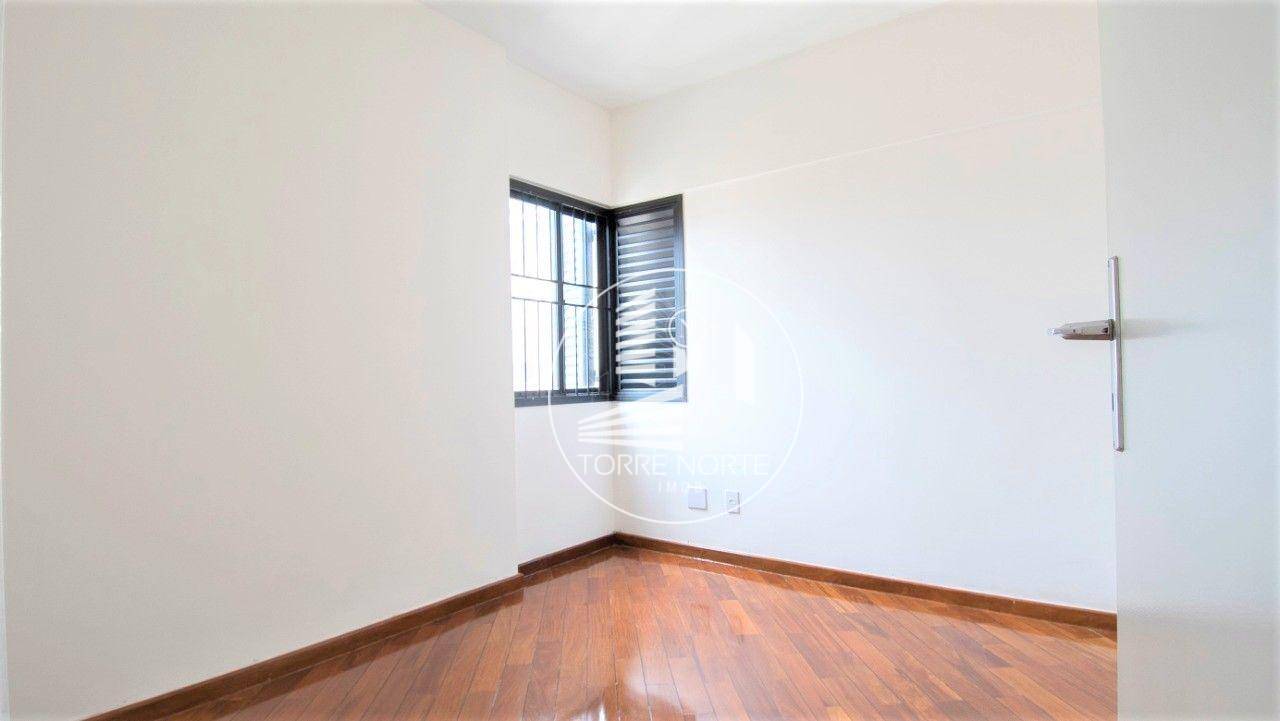 Apartamento à venda com 3 quartos, 69m² - Foto 3