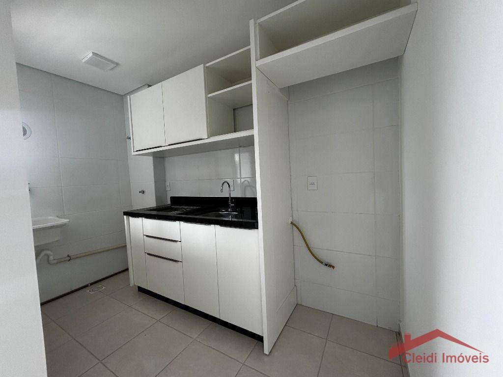 Apartamento para alugar com 2 quartos, 58m² - Foto 21