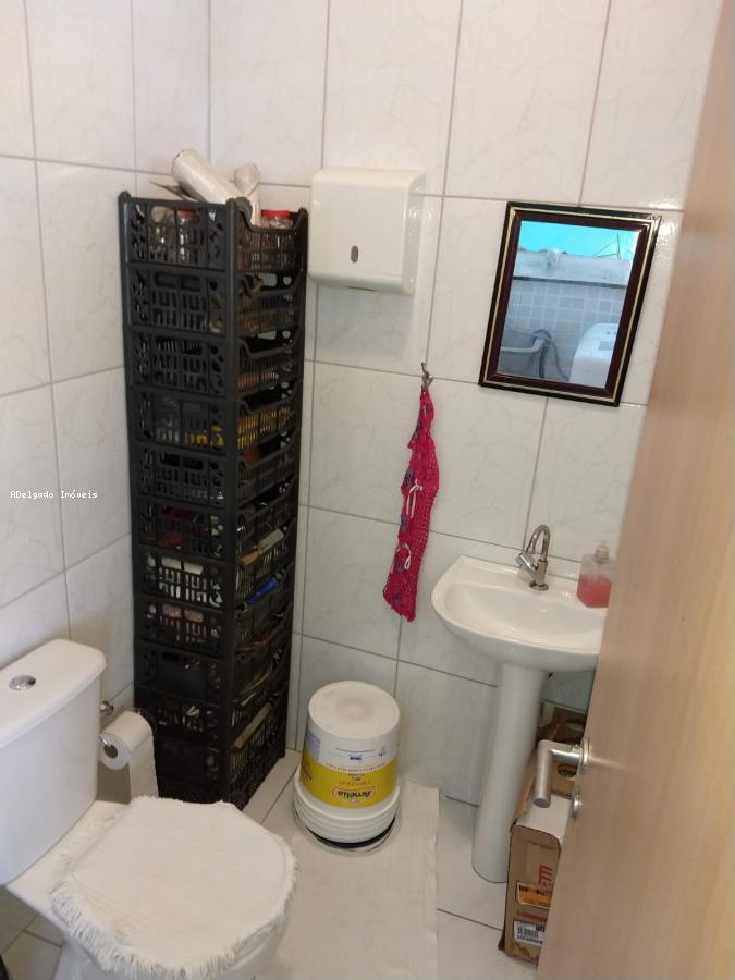 Sobrado à venda com 3 quartos, 200m² - Foto 8