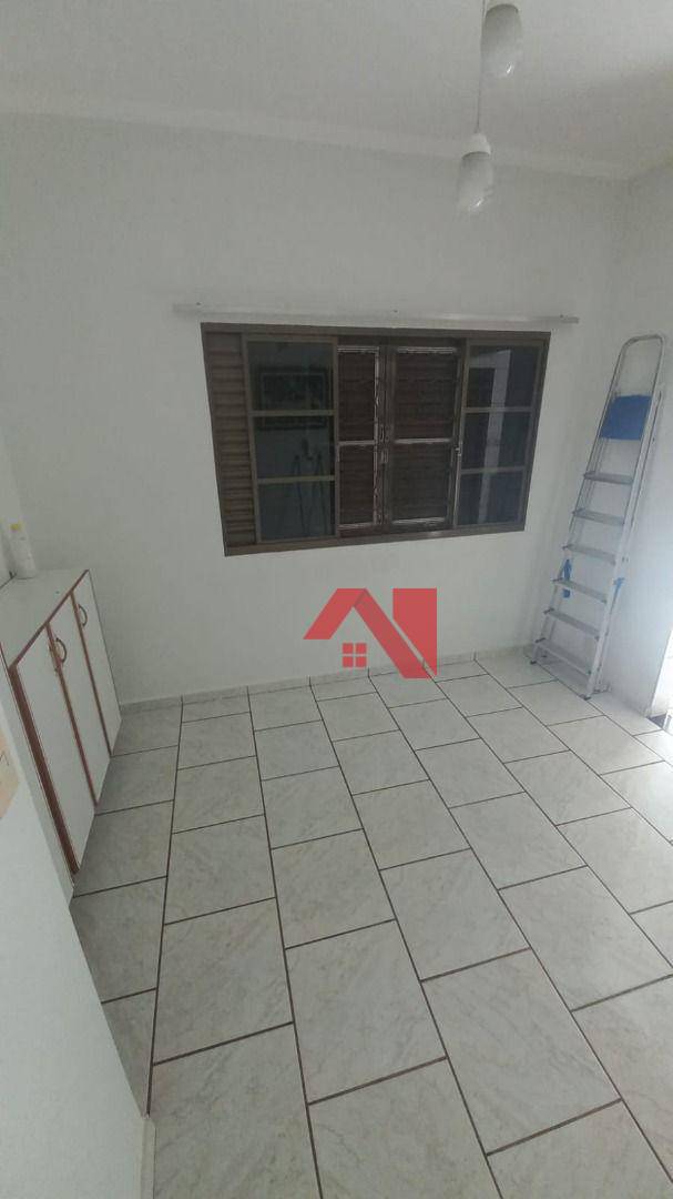 Sobrado à venda com 3 quartos, 240m² - Foto 13