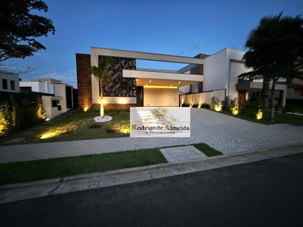 Casa de Condomínio à venda com 3 quartos, 222m² - Foto 2