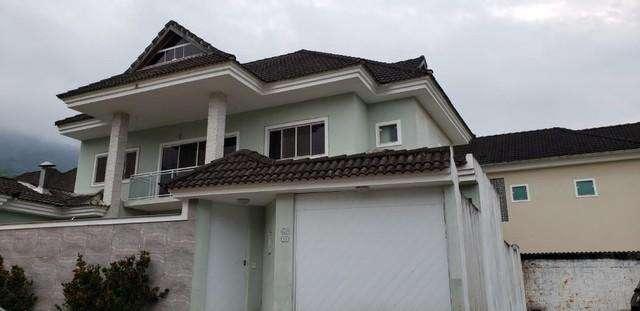Casa de Condomínio para alugar com 4 quartos, 300m² - Foto 9