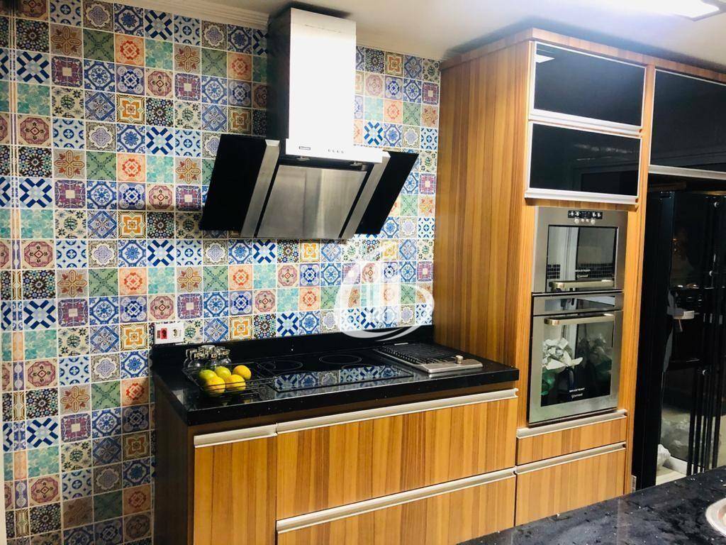 Sobrado à venda com 3 quartos, 240m² - Foto 6