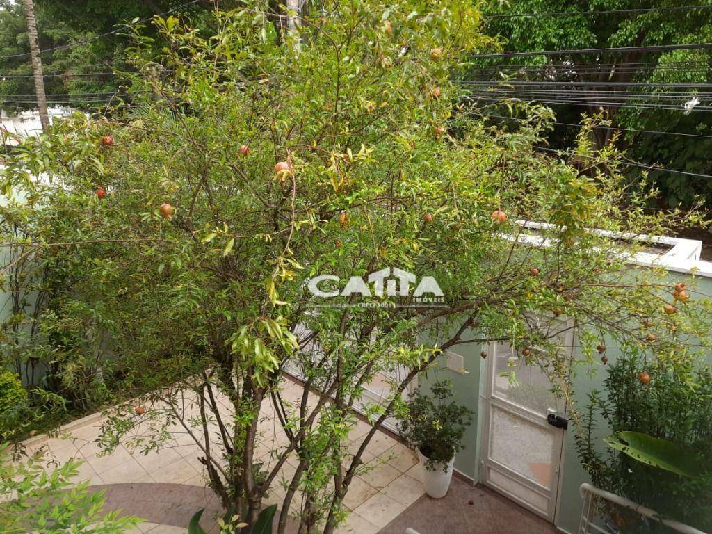Sobrado à venda e aluguel com 3 quartos, 400m² - Foto 42
