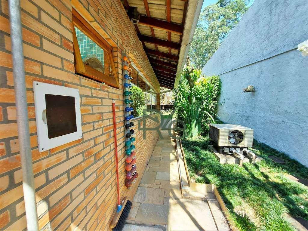 Casa à venda com 5 quartos, 322m² - Foto 43