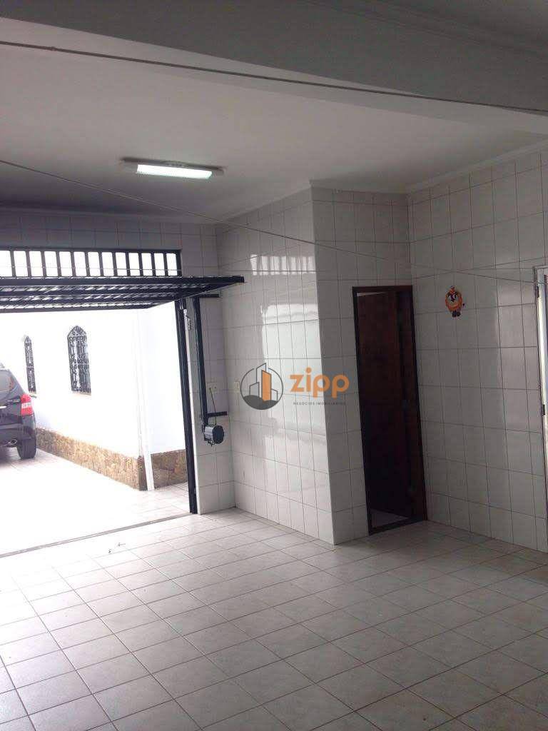 Sobrado à venda com 3 quartos, 230m² - Foto 24