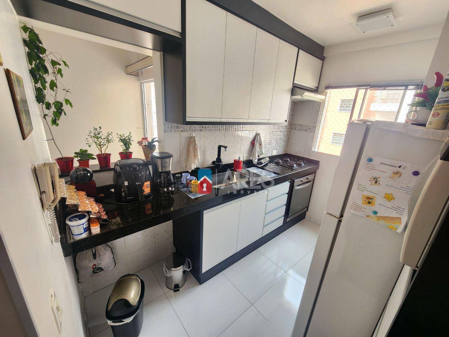 Apartamento à venda com 3 quartos, 61m² - Foto 7