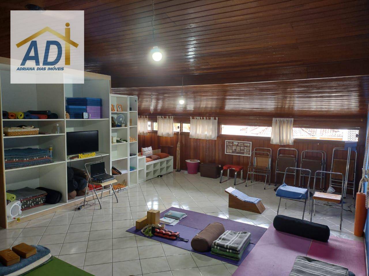 Casa de Condomínio à venda com 4 quartos, 247m² - Foto 18