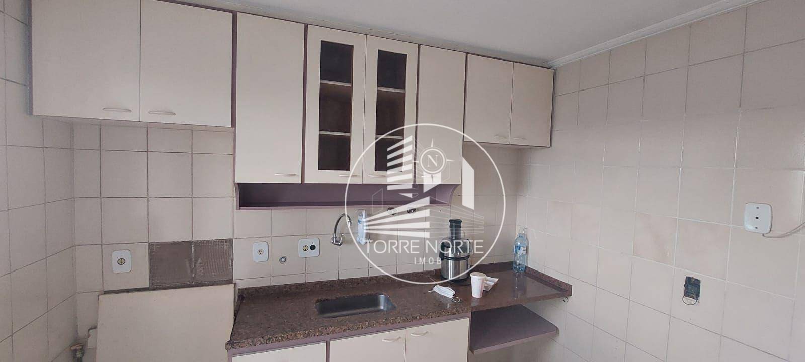 Apartamento à venda com 3 quartos, 75m² - Foto 10