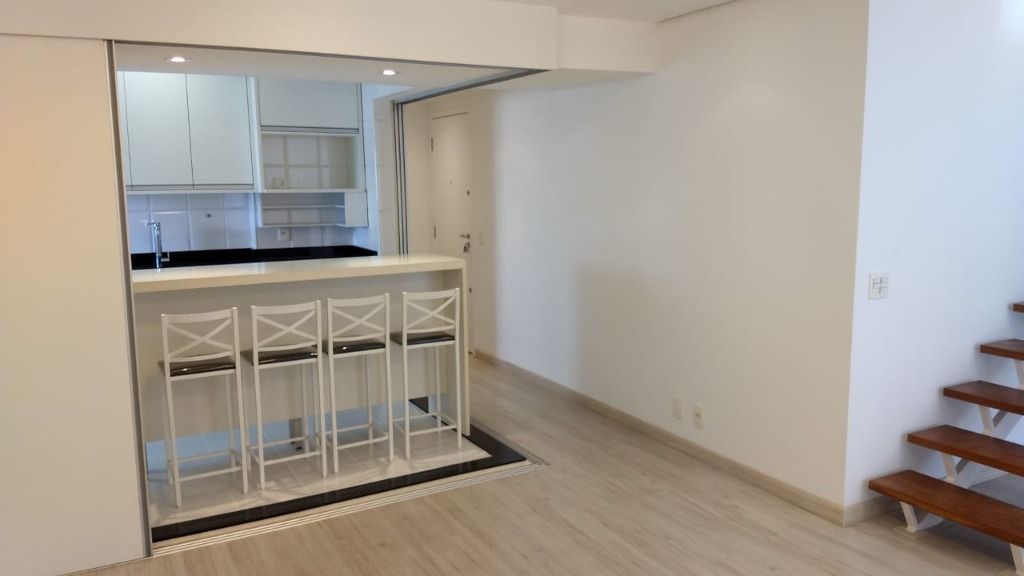 Apartamento à venda com 2 quartos, 85m² - Foto 4