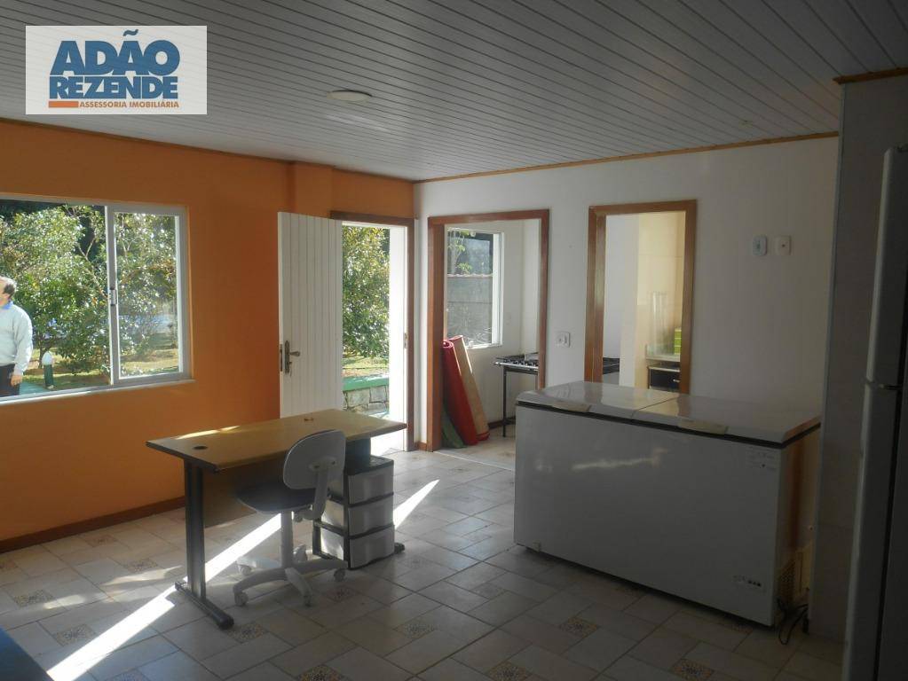 Casa de Condomínio à venda com 4 quartos, 400m² - Foto 15