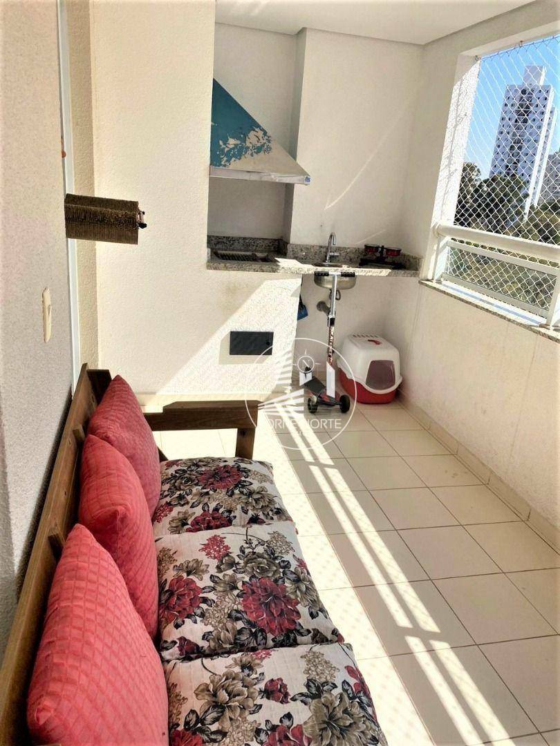 Apartamento à venda com 3 quartos, 105m² - Foto 4