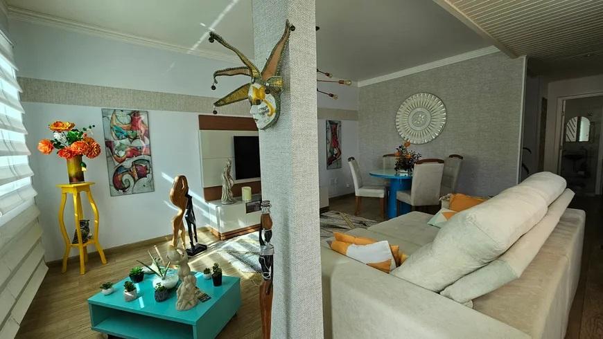 Casa de Condomínio à venda com 4 quartos, 214m² - Foto 16