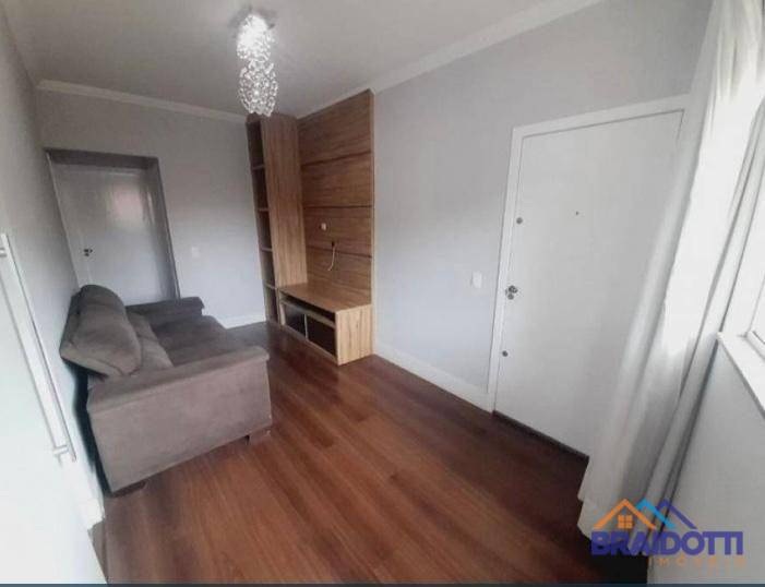 Apartamento à venda com 2 quartos, 60m² - Foto 9