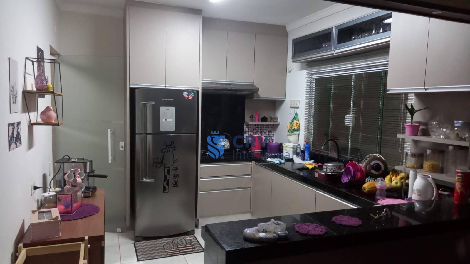 Casa à venda com 3 quartos, 96m² - Foto 2