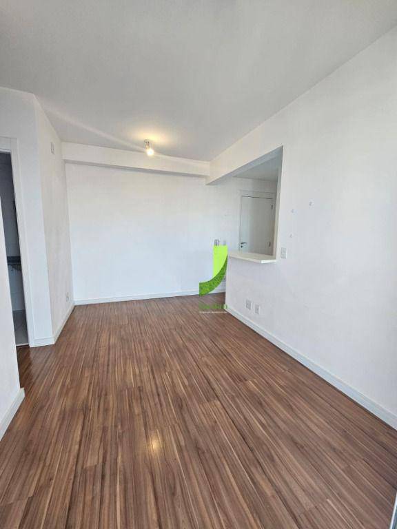 Apartamento para alugar com 2 quartos, 50m² - Foto 3