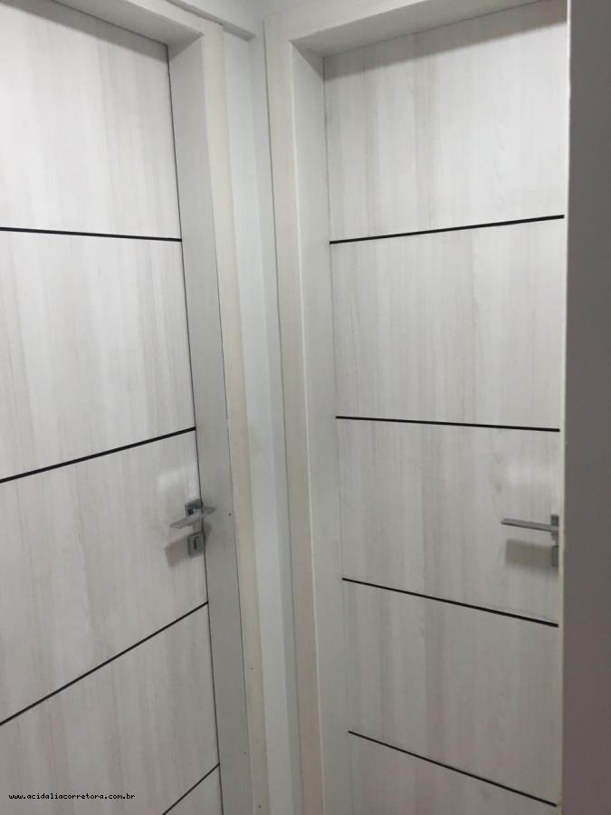 Apartamento à venda com 2 quartos, 65m² - Foto 19