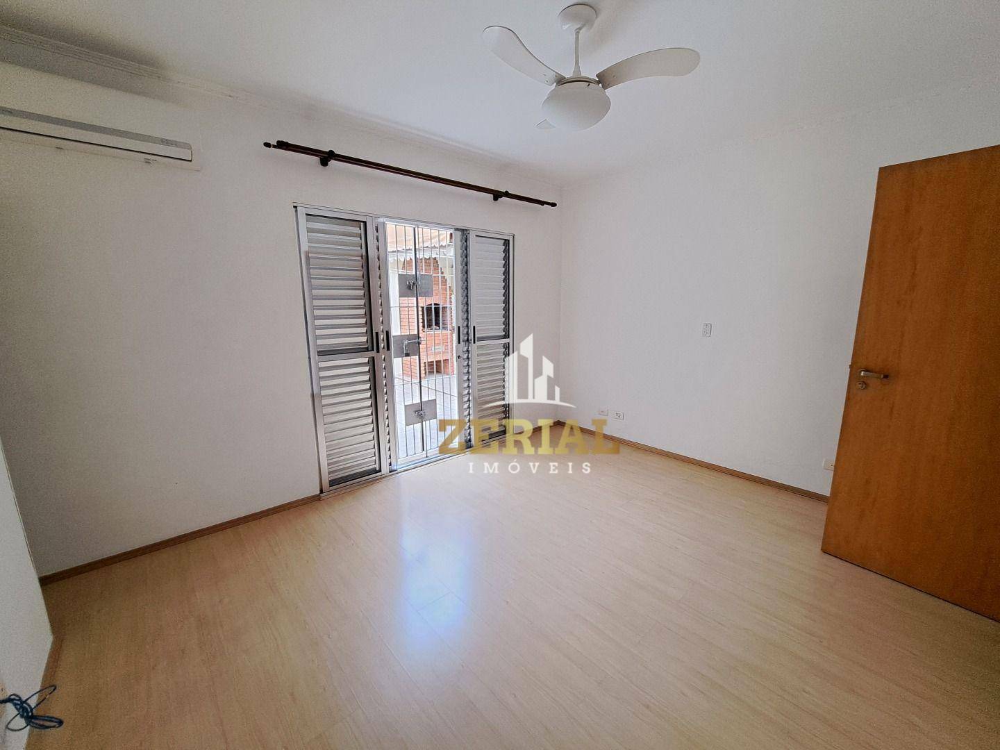 Casa à venda com 4 quartos, 255m² - Foto 19