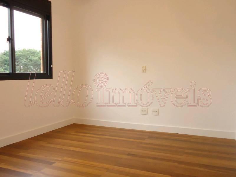 Apartamento para alugar com 3 quartos, 180m² - Foto 9