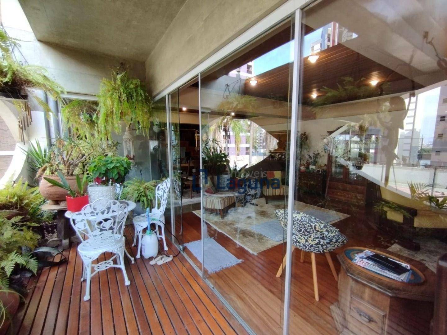 Apartamento à venda com 4 quartos, 240m² - Foto 10