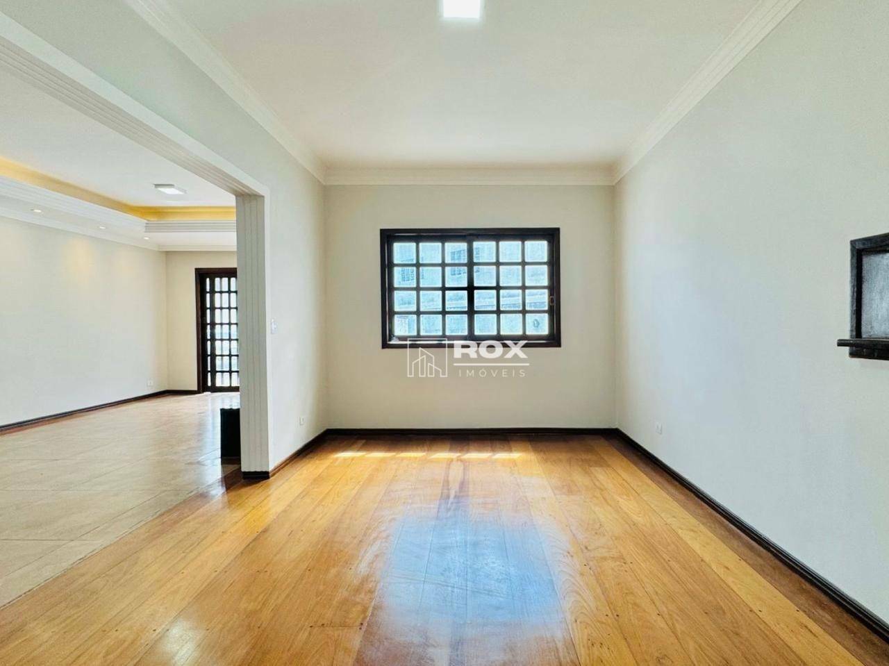 Casa à venda com 5 quartos, 350m² - Foto 6