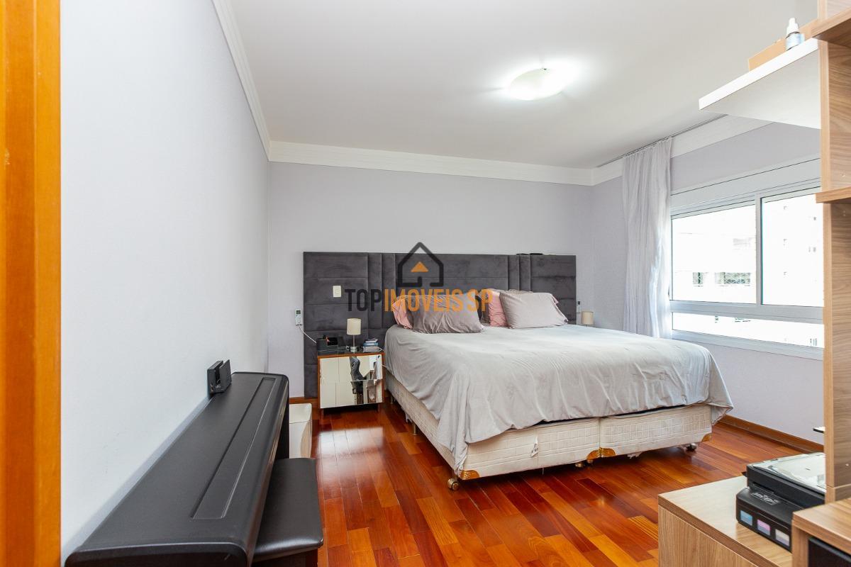 Apartamento à venda com 3 quartos, 242m² - Foto 30