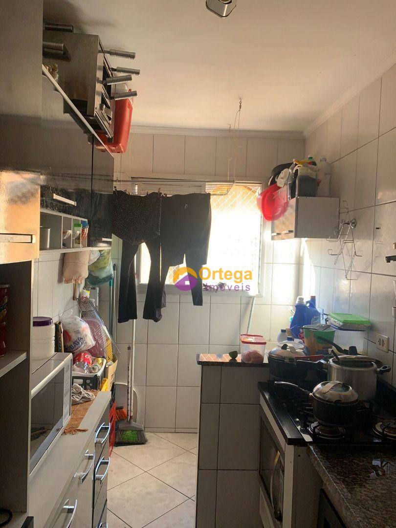 Apartamento à venda com 3 quartos, 111m² - Foto 6