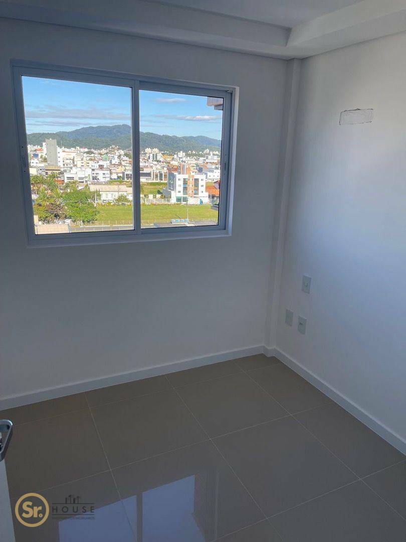 Apartamento à venda com 3 quartos, 76m² - Foto 20