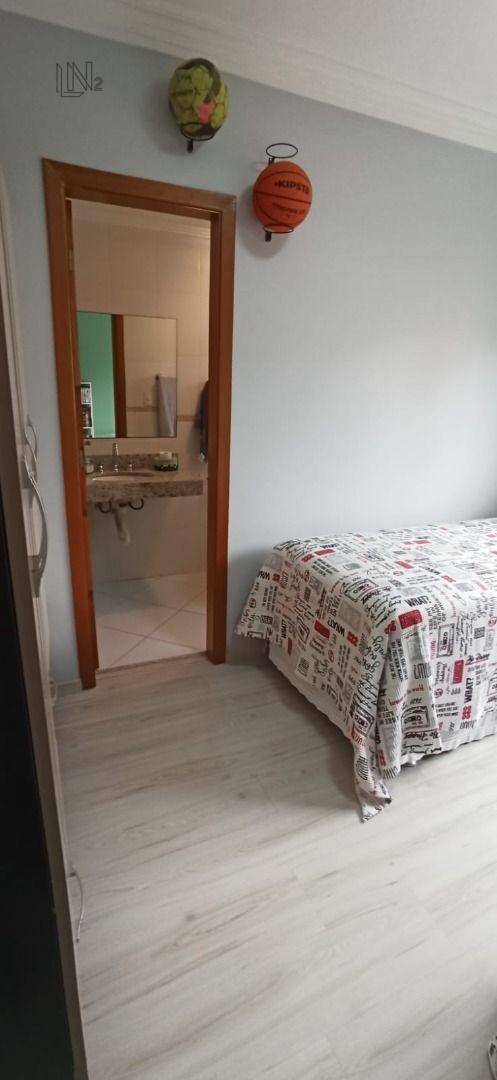 Apartamento à venda com 3 quartos, 140m² - Foto 27