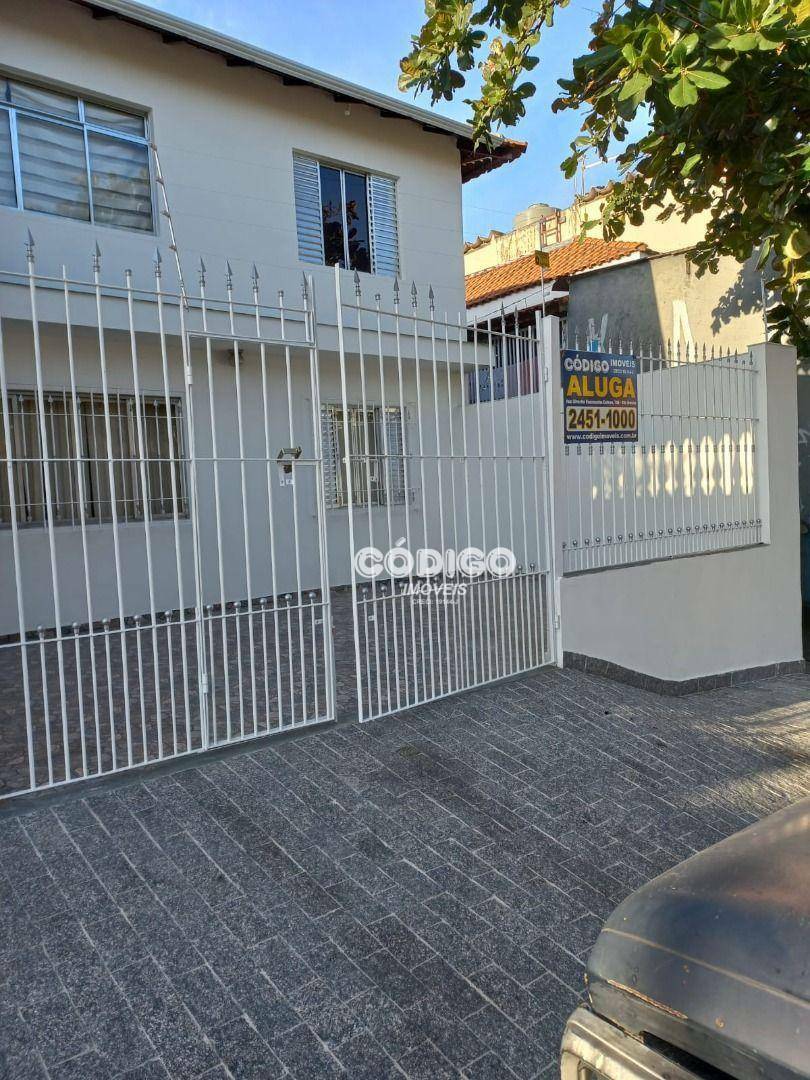 Casa para alugar com 2 quartos, 98m² - Foto 12