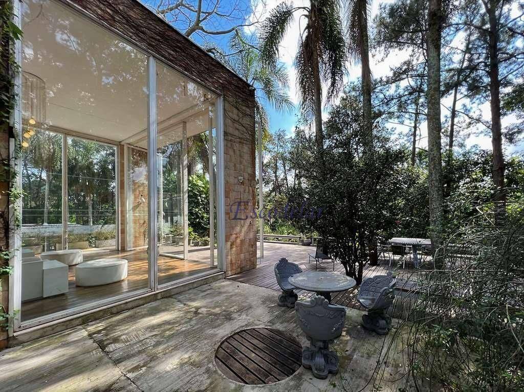 Casa à venda com 6 quartos, 1190m² - Foto 6